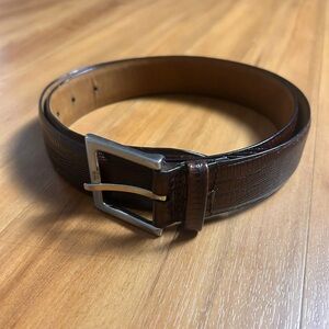 Neiman Marcus Men’s Brown Genuine Italian Leather Belt with Silver Buckle SZ 36